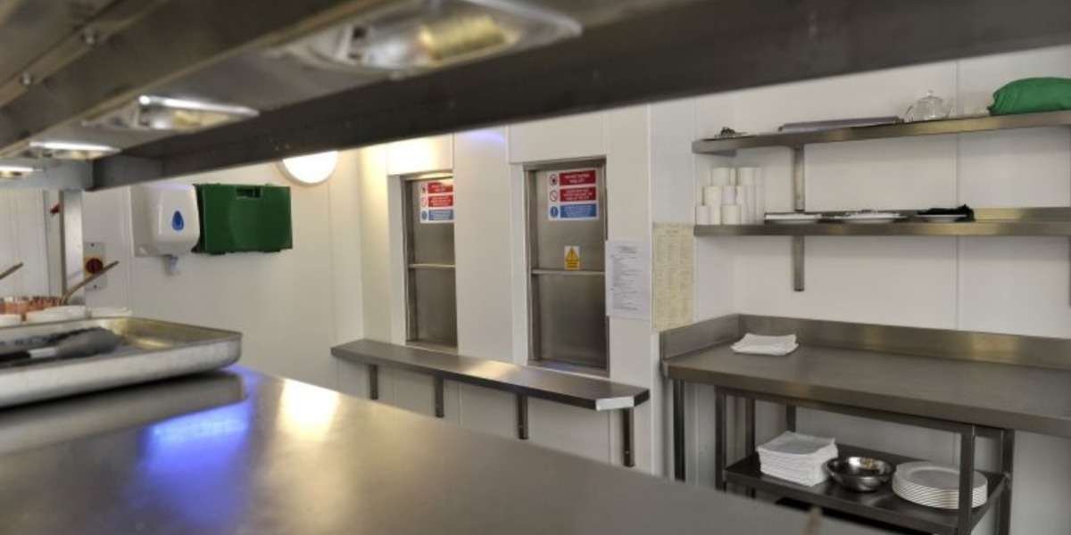 PL_DW_2foodlifts_FIMAGE